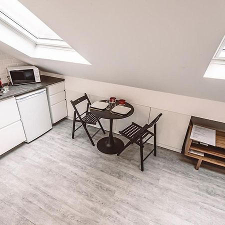 Le Coquet Logement Climatise Face A La Cathedrale - 3G Реймс Экстерьер фото